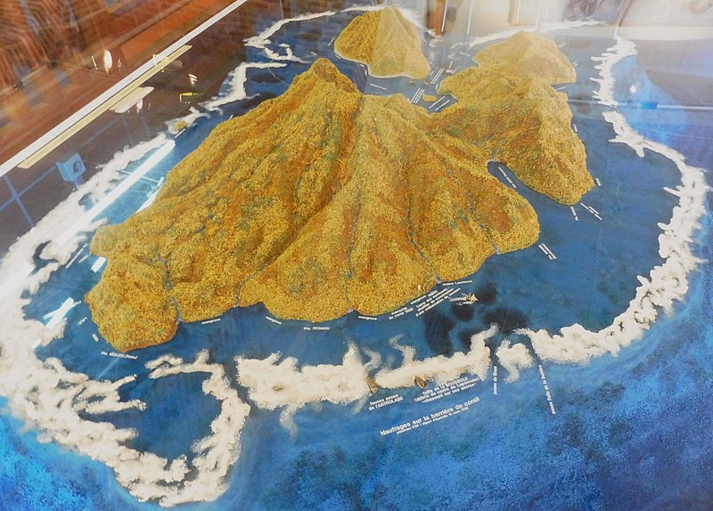 Fichier:Île Vanikoro Maquette.jpg